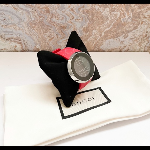 Gucci Grammy Ltd Edition Rubber Red GG PVD Watch - Picture 1 of 13